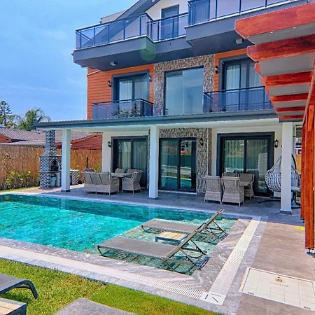 Private Royal Villa